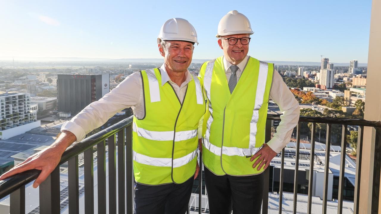 WA Premier Roger Cook and Prime Minister Anthony Albanese