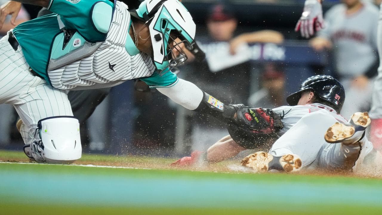 MLB