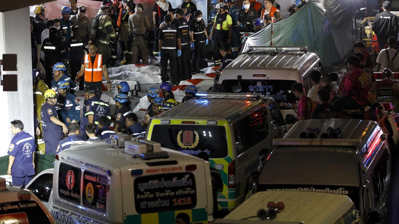 Deadly pub fire in Bangkok