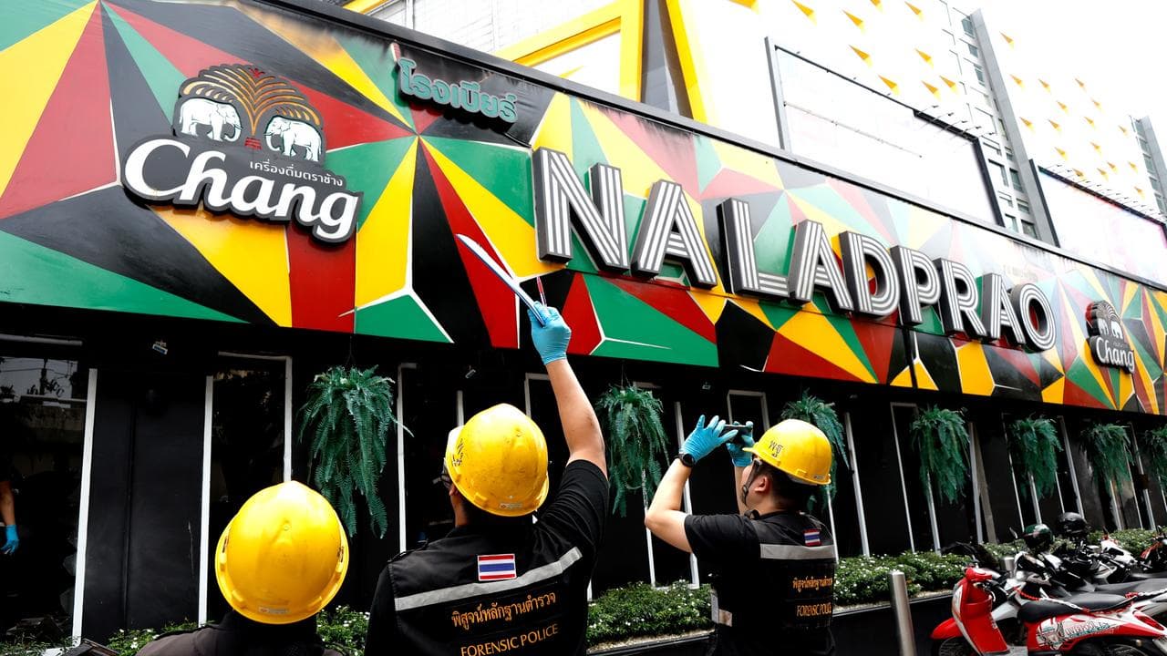 Bangkok pub fire