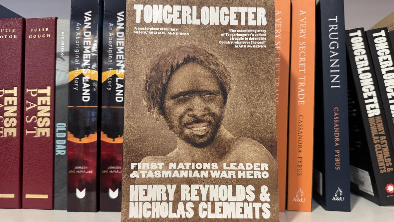 The book Tongerlongeter by Henry Reynolds and Nicholas Clements