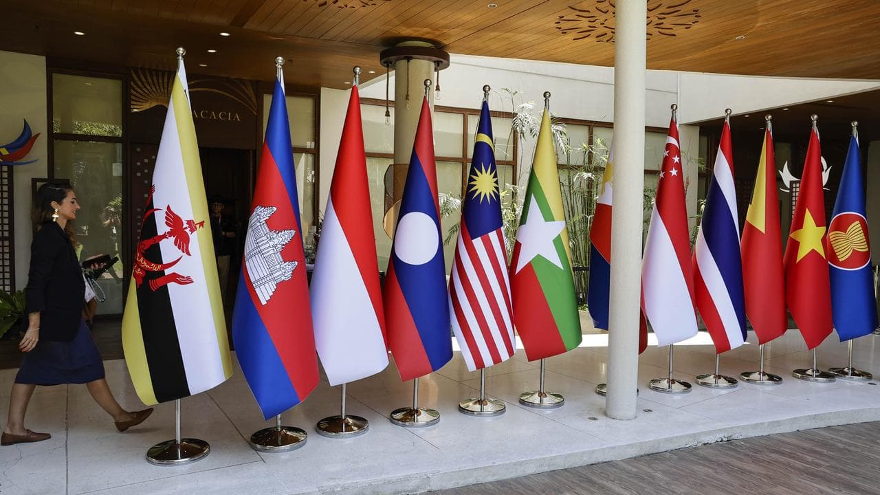 Flags of the ASEAN member countries