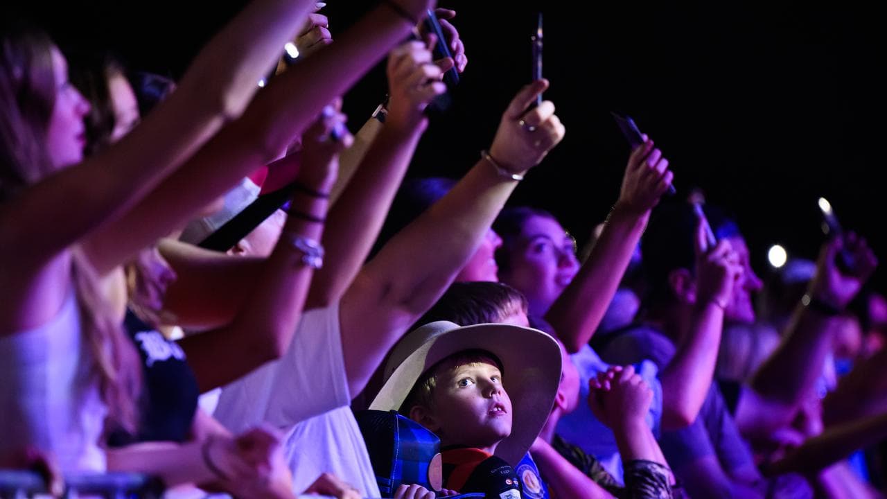 Fans at Tamworth Country Music Festival