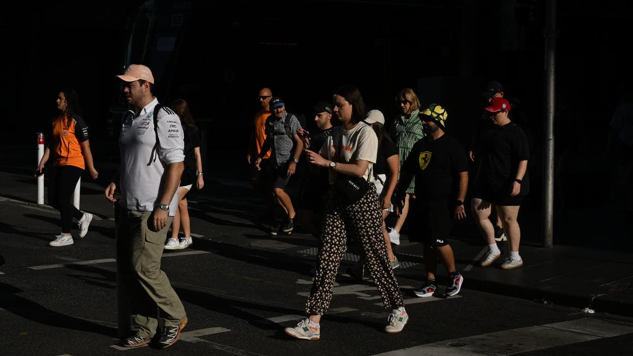 People crossing the street in Melbourne, Victoria