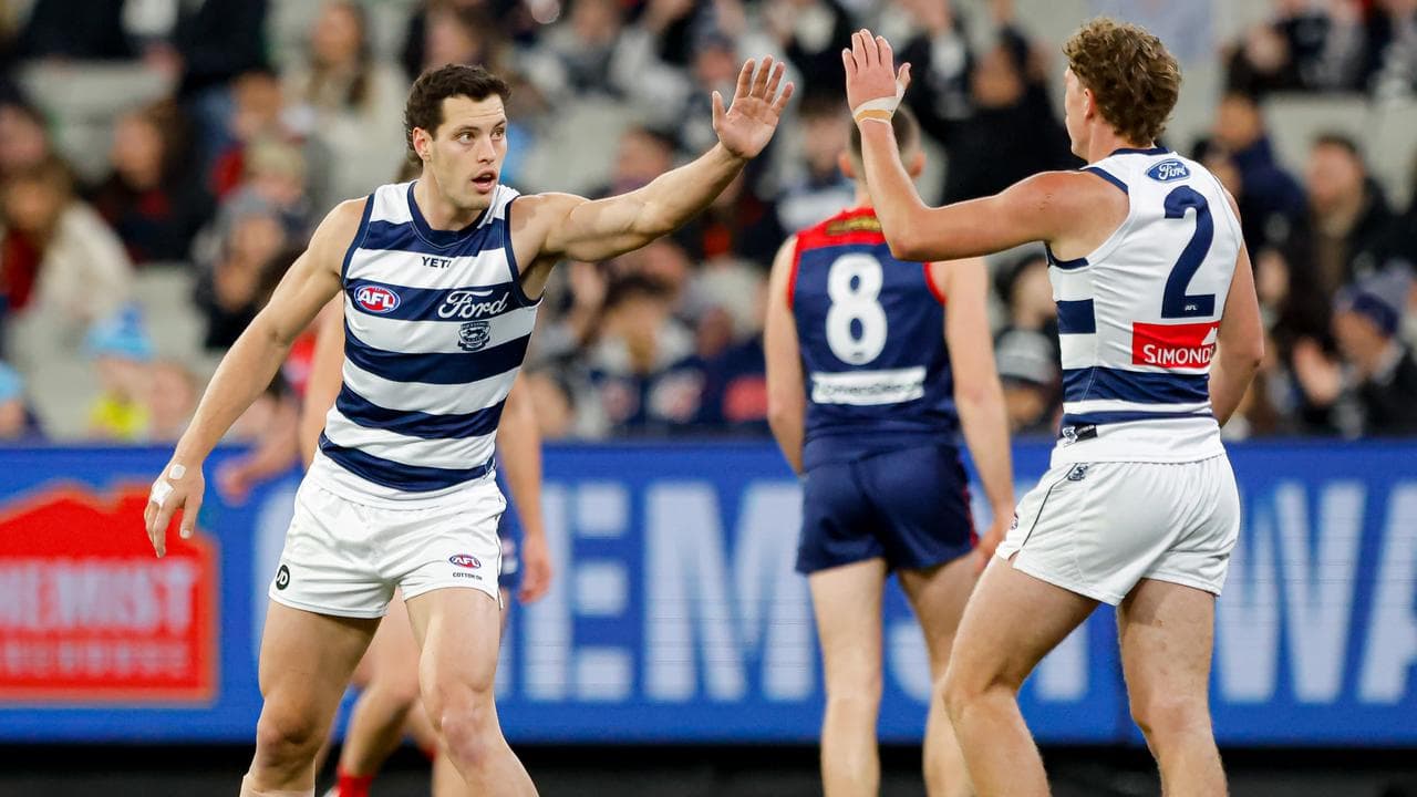 (L-R) Shannon Neale and Jay Polkinghorne.