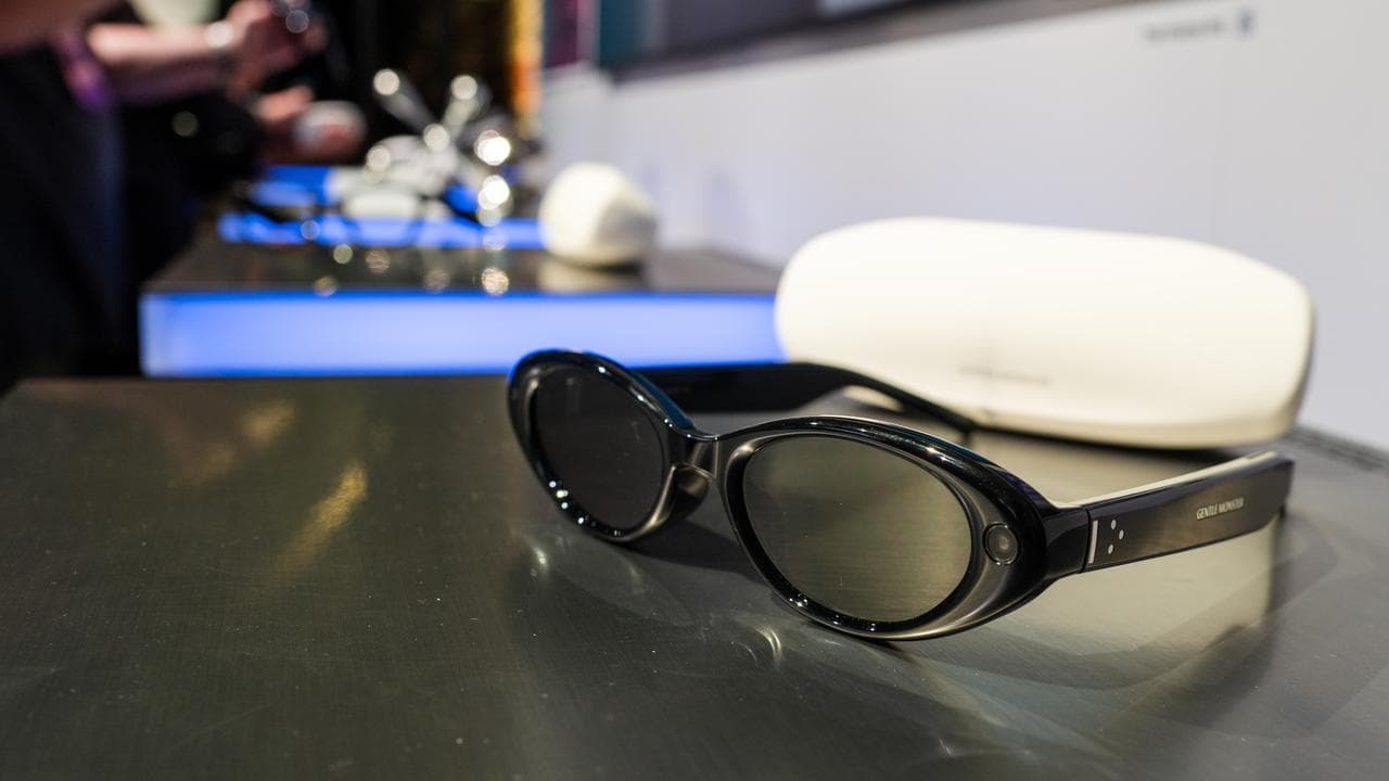 Smartglasses