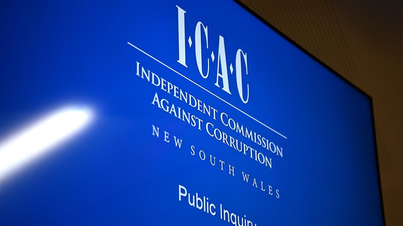 ICAC signage