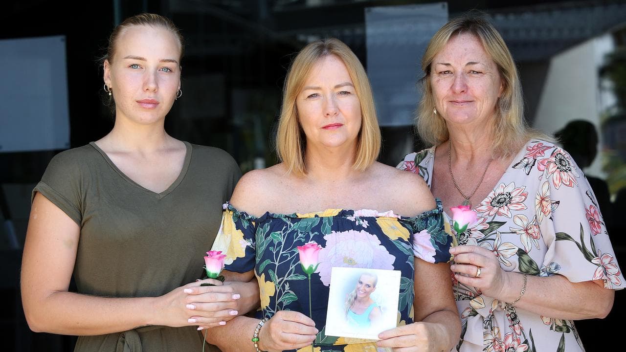 three women 