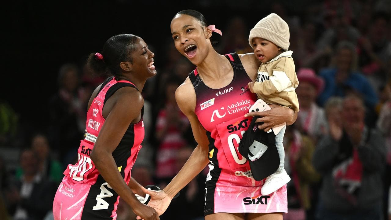 (L-R) Latanya Wilson and Shamera Sterling-Humphrey.