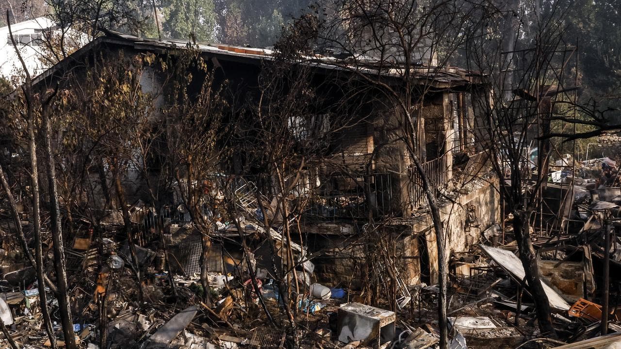 Spain battles wildfires