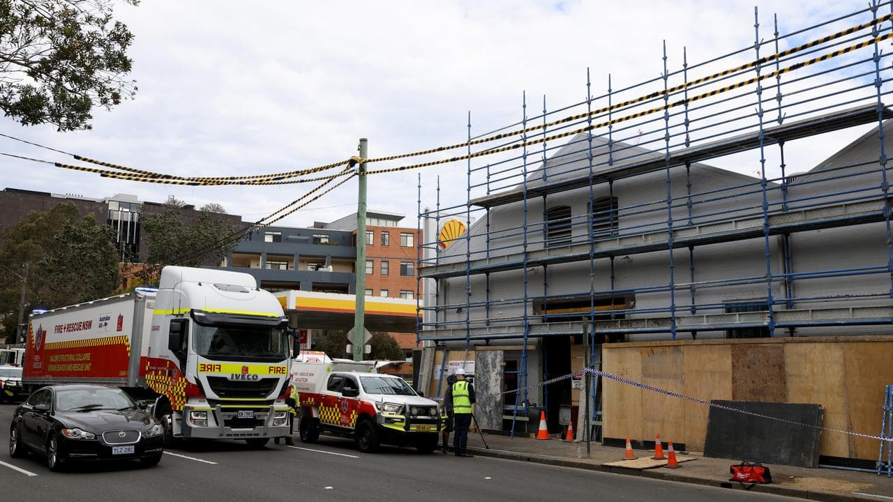 BUILDING COLLAPSE ULTIMO