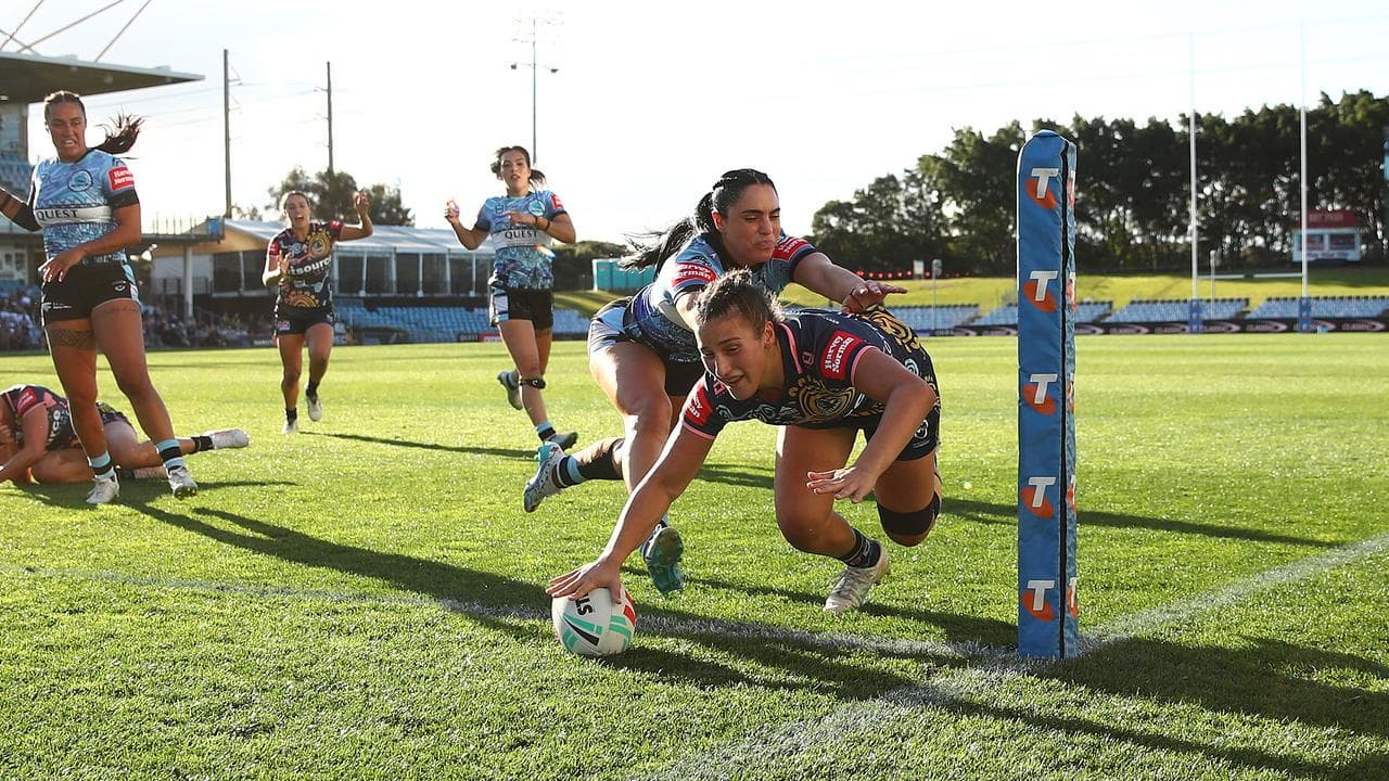 Sienna Ibrahim scoring