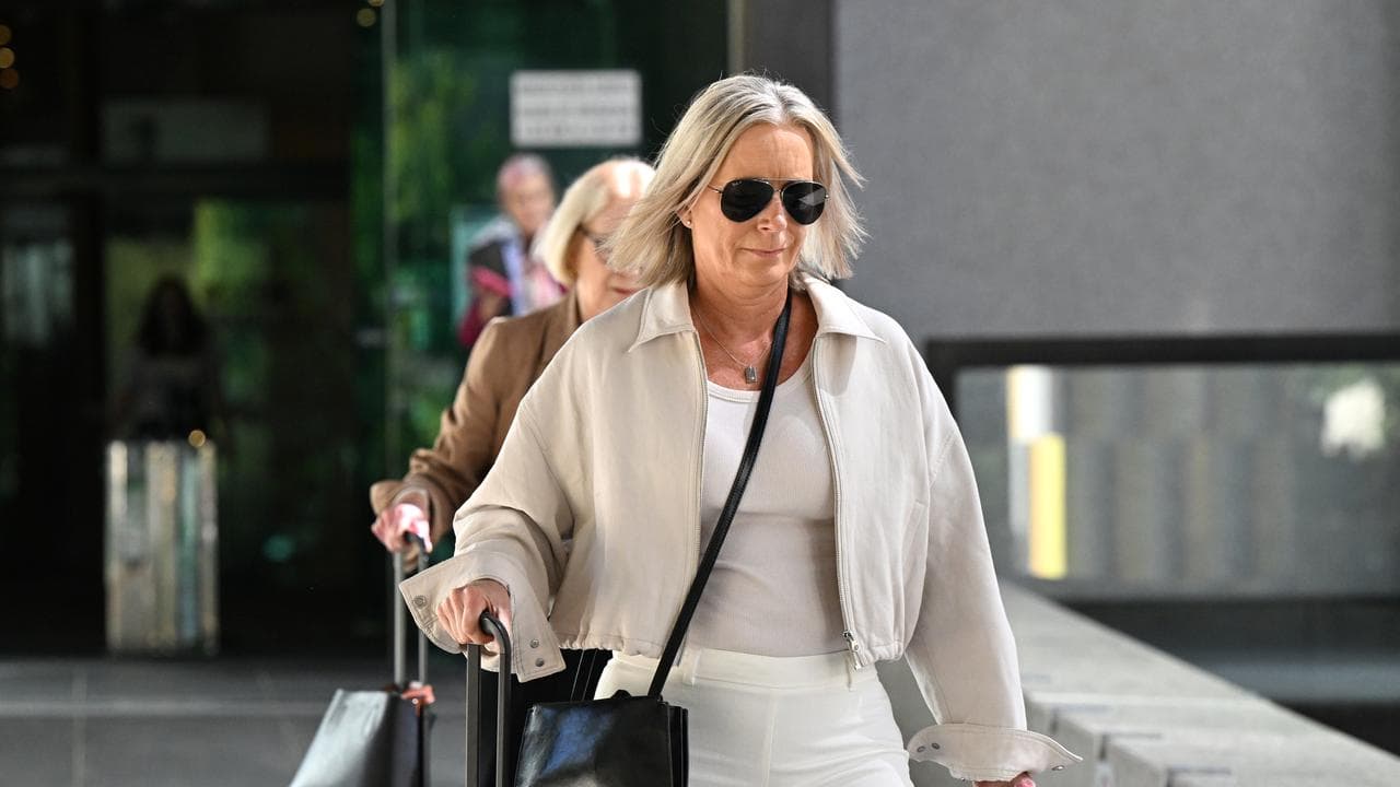 Emma McCrae leaves court