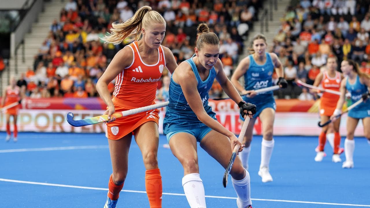 (L-R) Luna Fokke and Morgan Mathison.