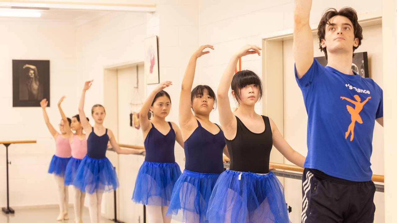 Ballet students in Darwin