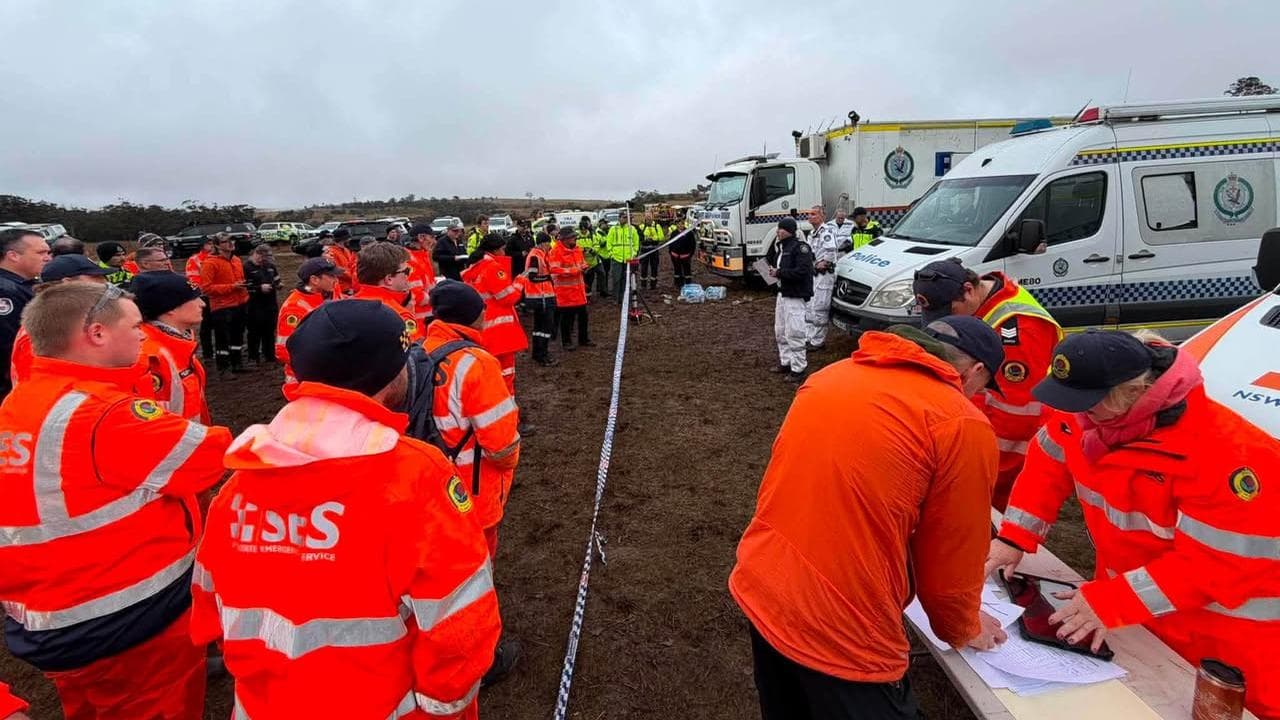 SES volunteers and specialist personnel