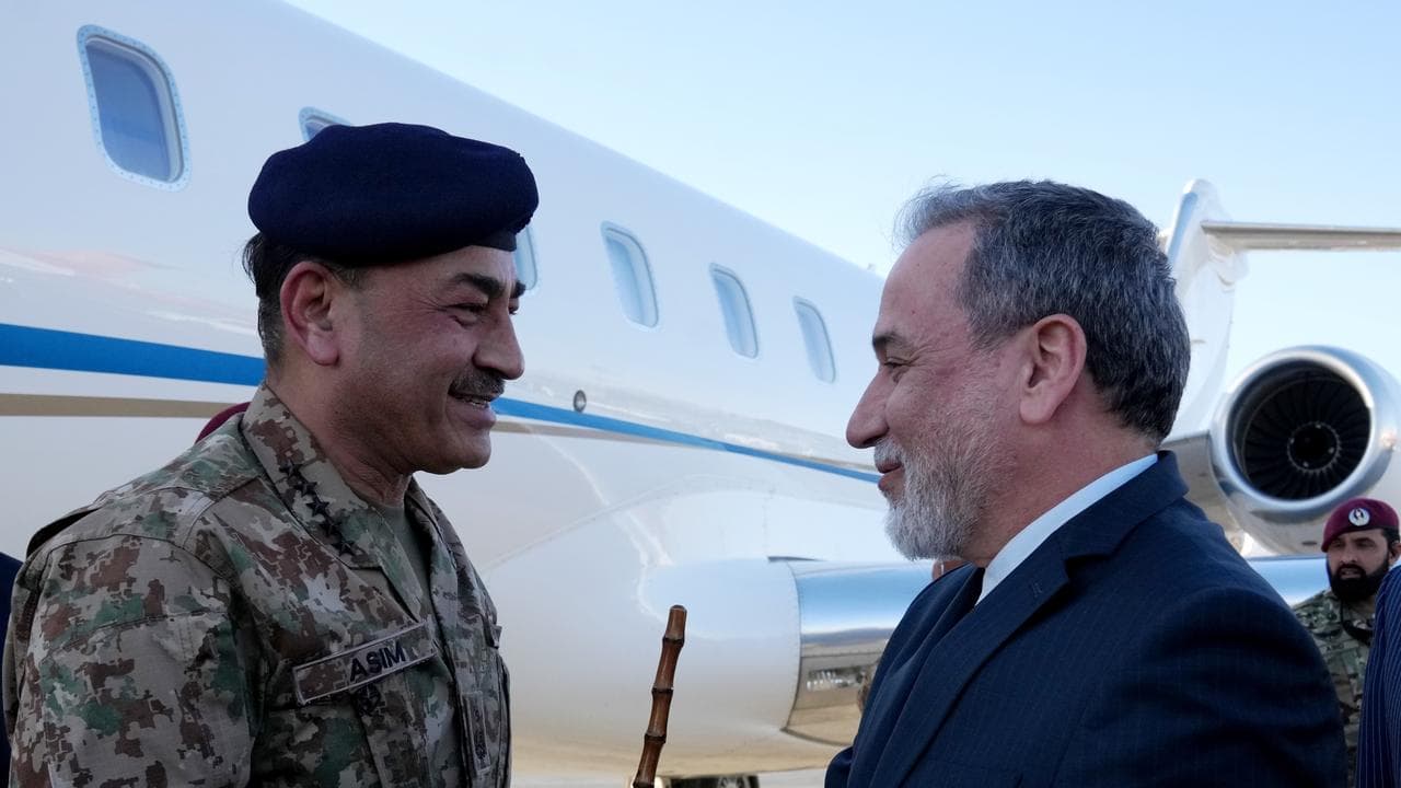 Pakistan's Asim Munir and Iranian Foreign Minister Abbas Araghchi