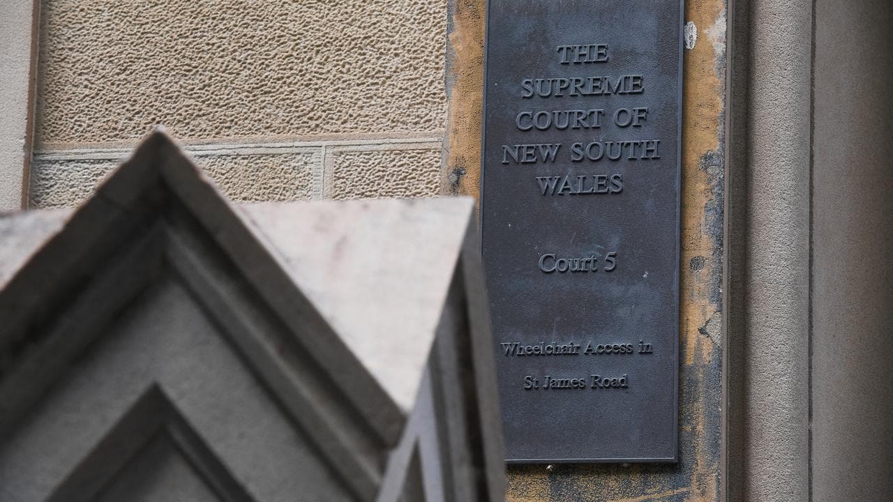 King St court