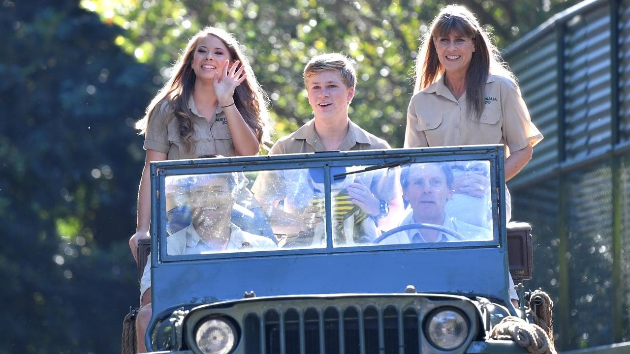 Bindi, Robert and Terri Irwin