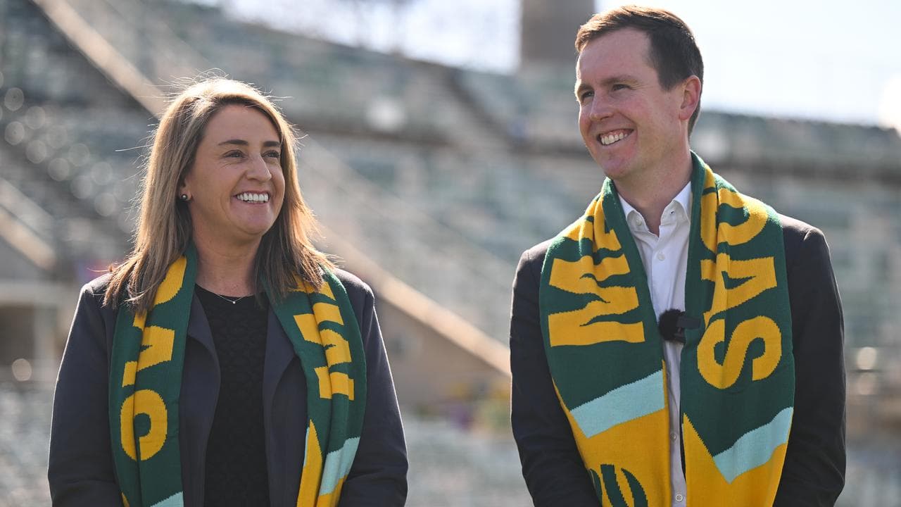 Heather Garriock and ACT Sports Minister Chris Steel