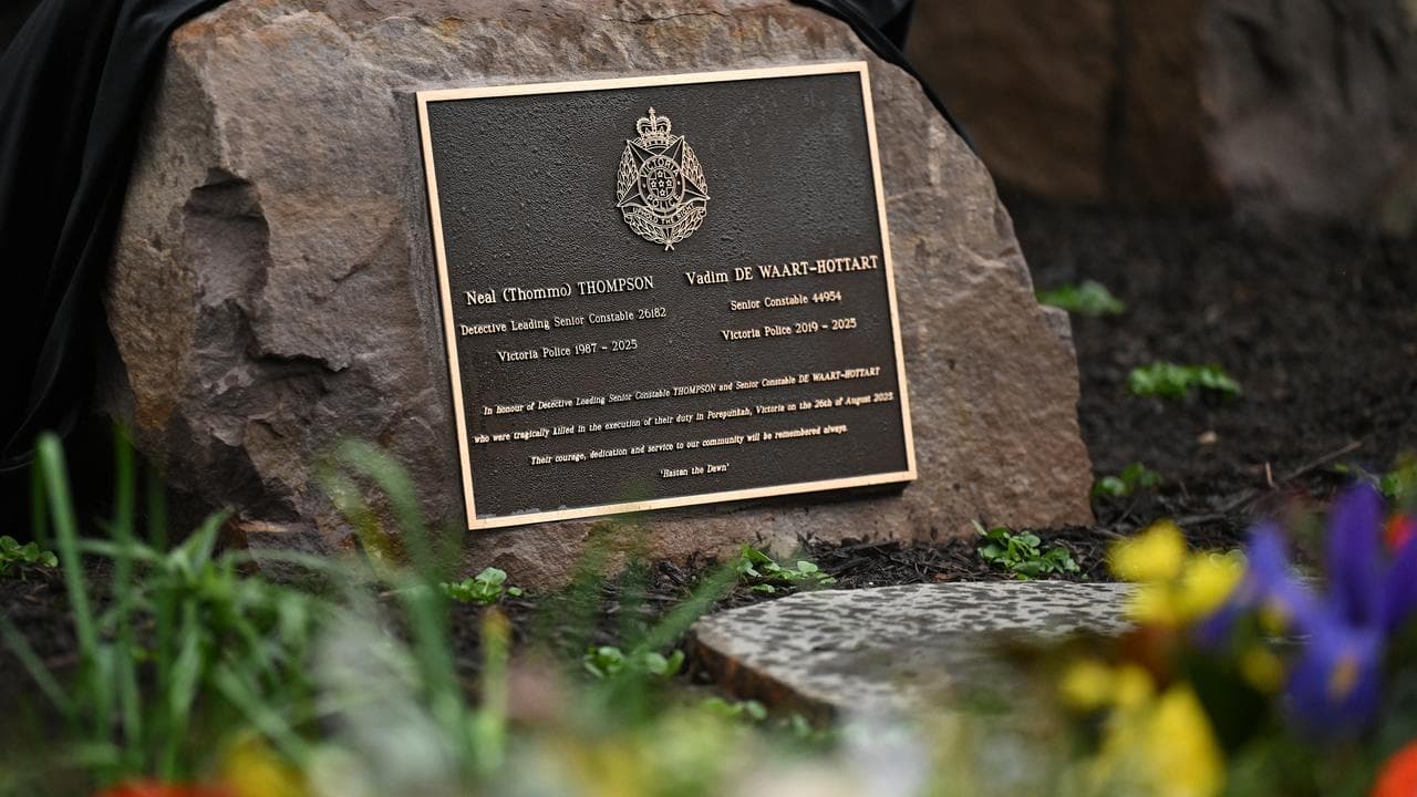 A memorial for Neal Thompson and Vadim de Waart-Hottar