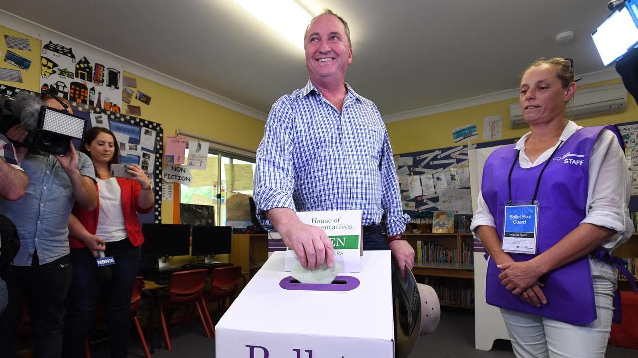 Barnaby Joyce casts a vote in the New England by-election in 2017.