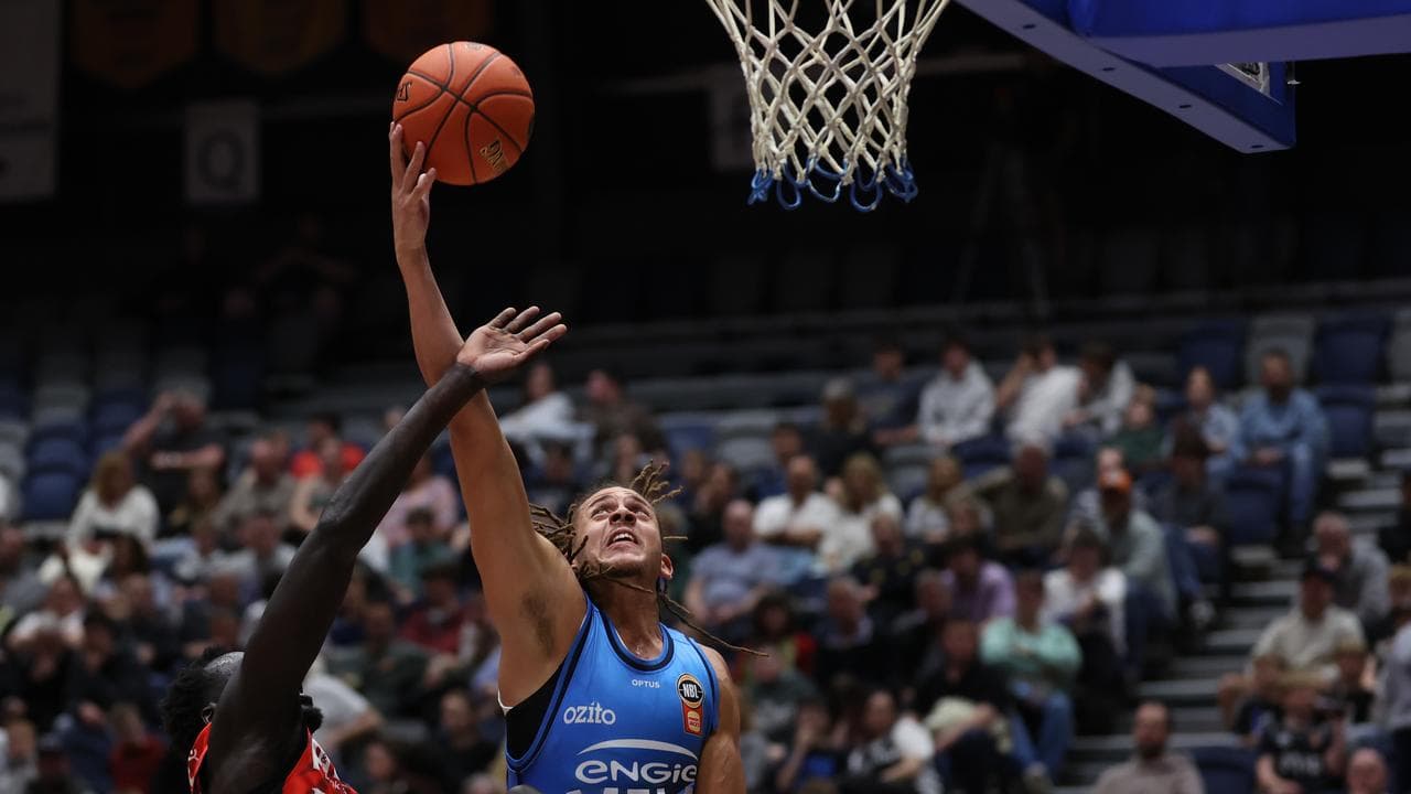 Josh Oduro shoots