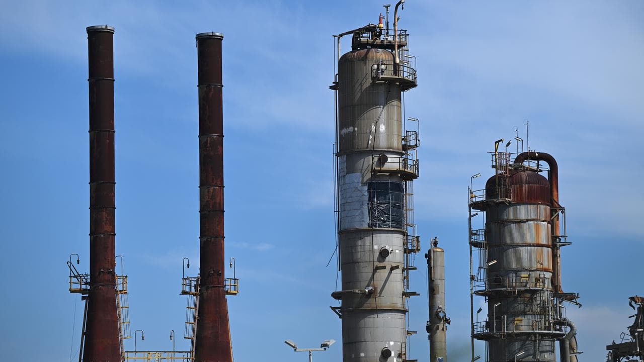 The Exxon Mobil Altona refinery (file image)