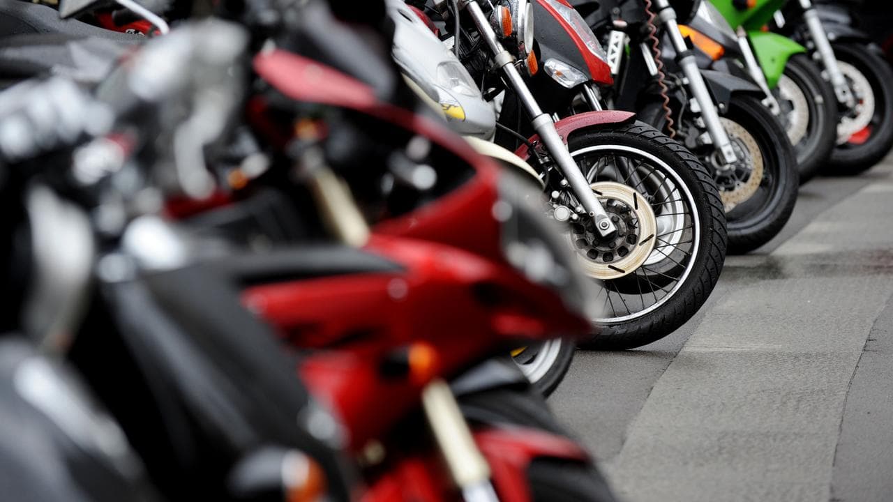 motorbikes 