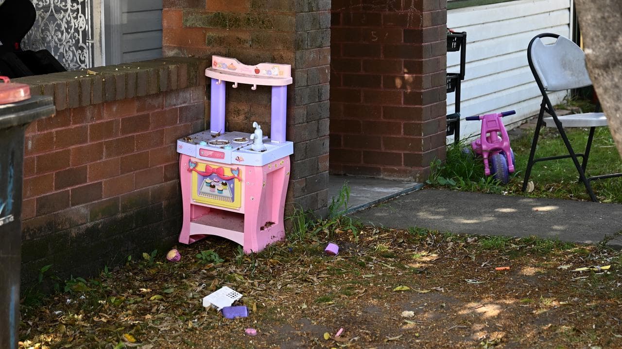 toy kitchen in home front yard