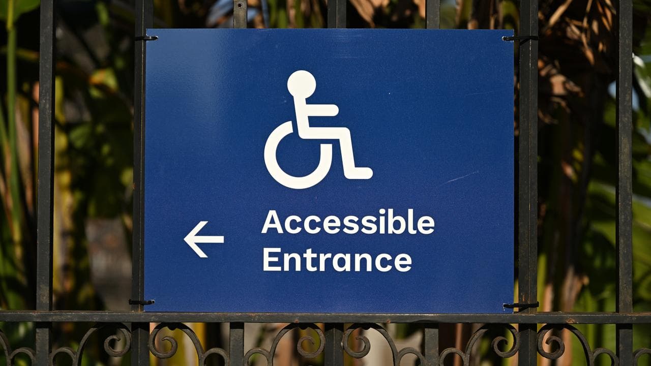 A wheelchair sign