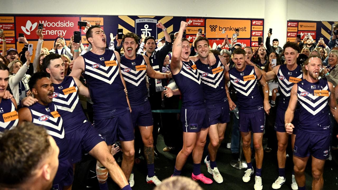 Dockers singing