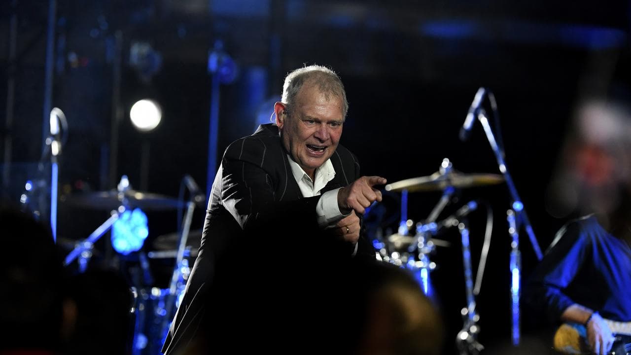 John Farnham at the Mount Isa Mines Rodeo