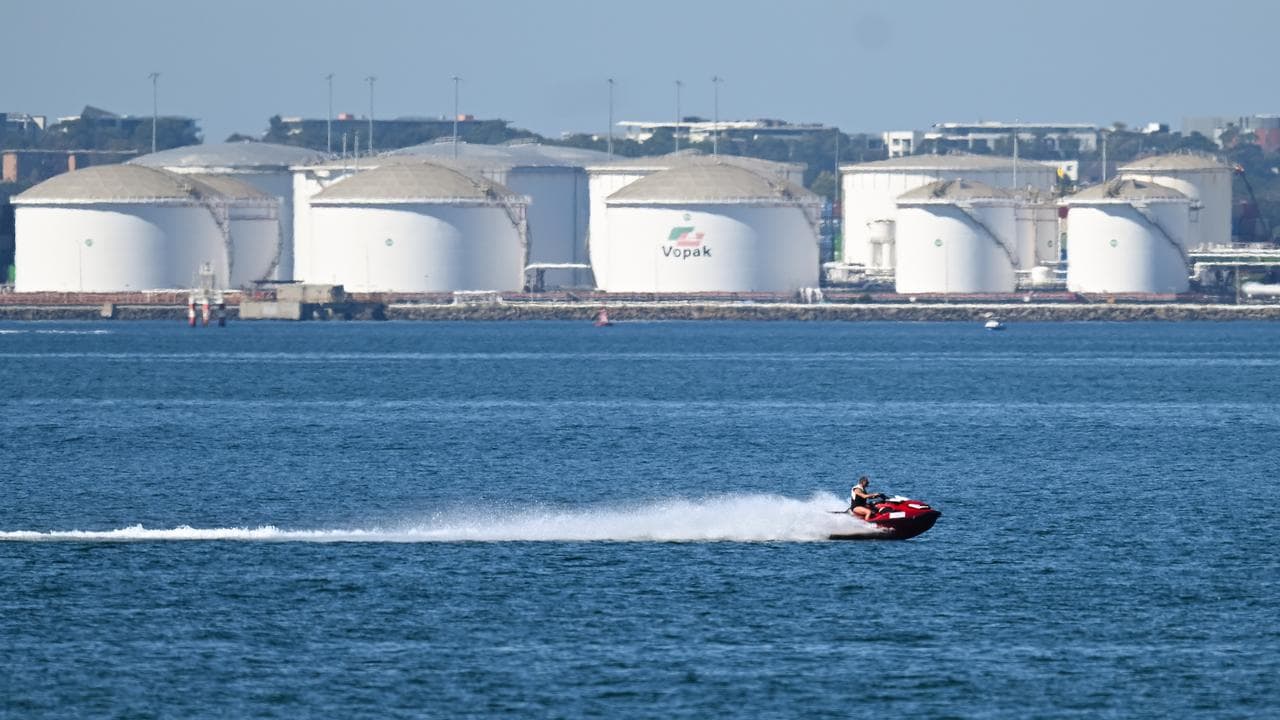 Liquid fuel storage facility at Port Botany