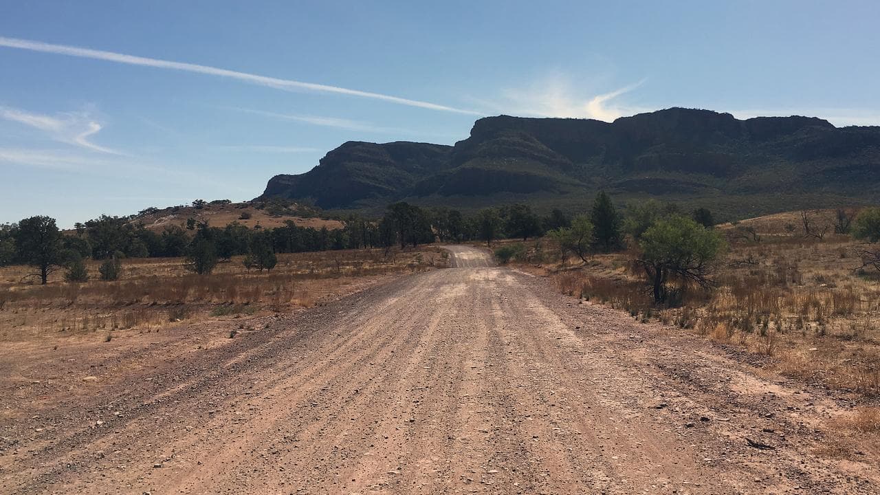 A dirt track (file image0