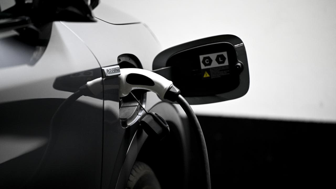 EV CHARGING STOCK