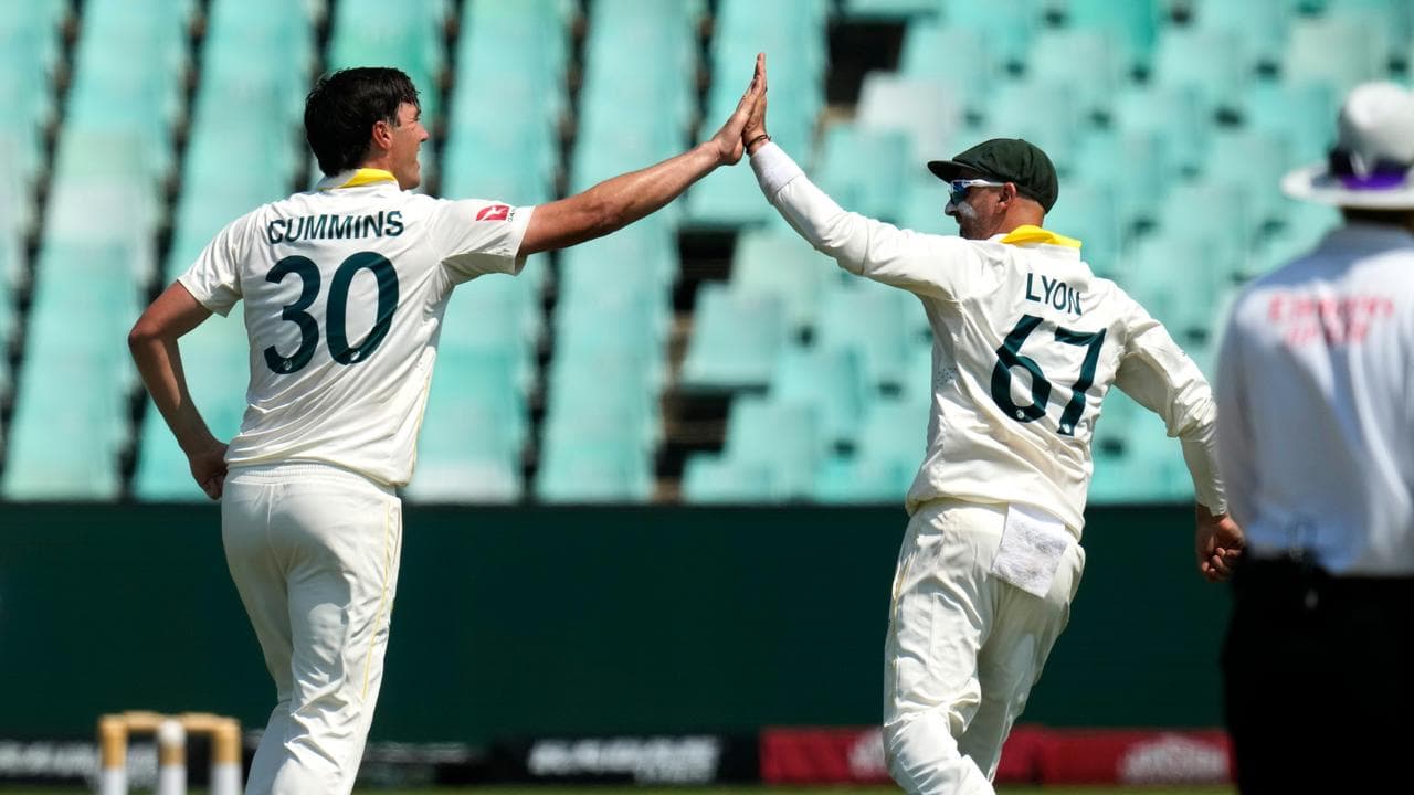 Pat Cummins, Nathan Lyon