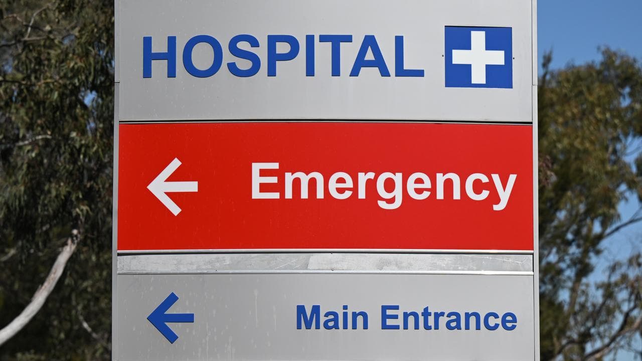 A hospital emergency sign