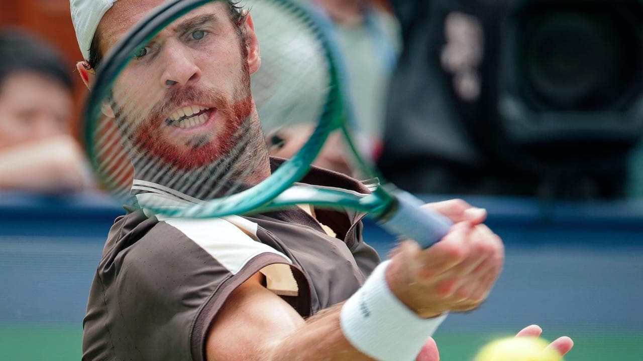 Karen Khachanov.