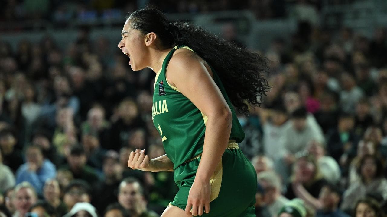 Zitina Aokuso celebrating