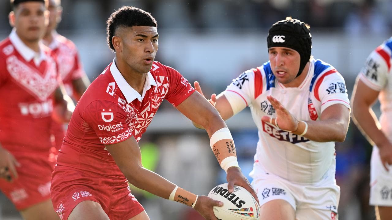(L-R) Isaiya Katoa and Victor Radley.