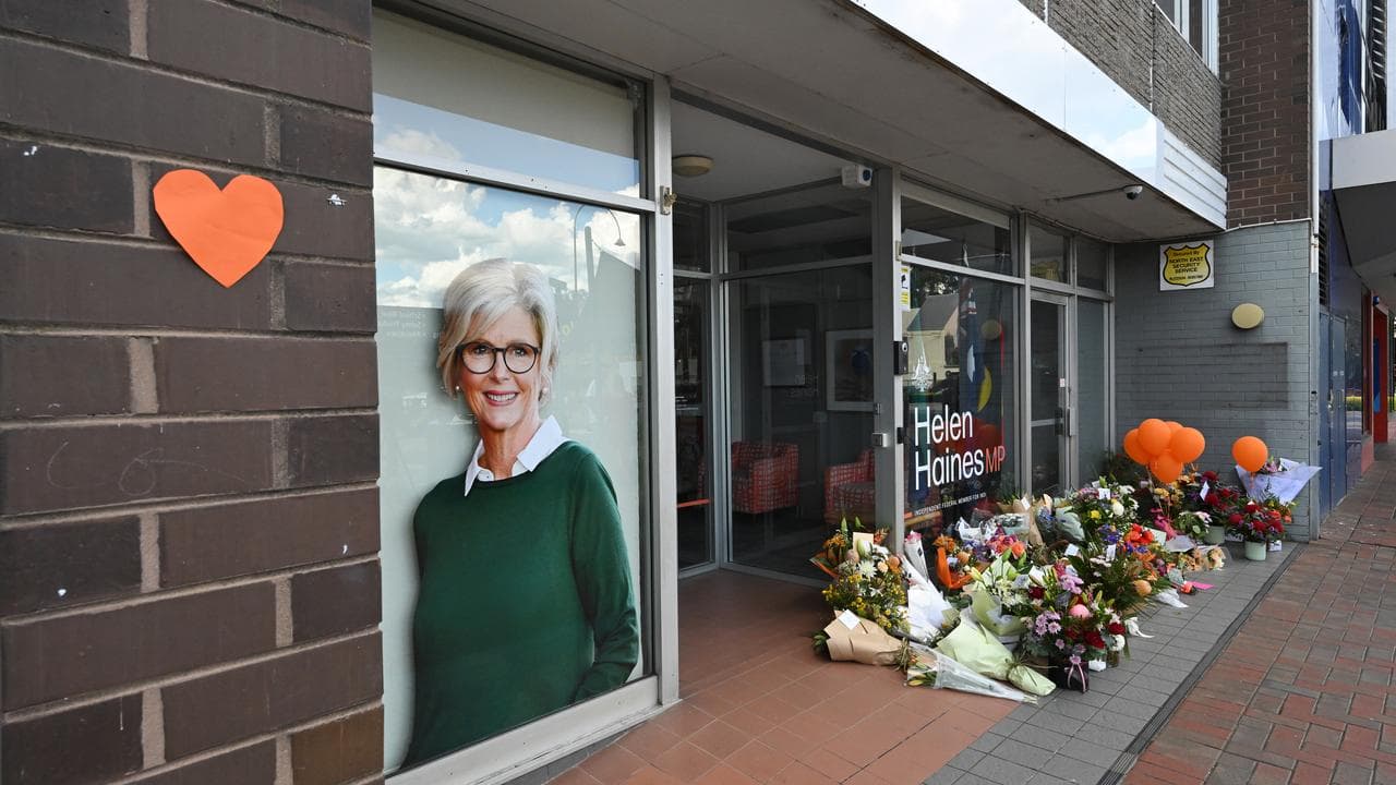Tributes for federal MP Helen Haines at her office in Wangaratta
