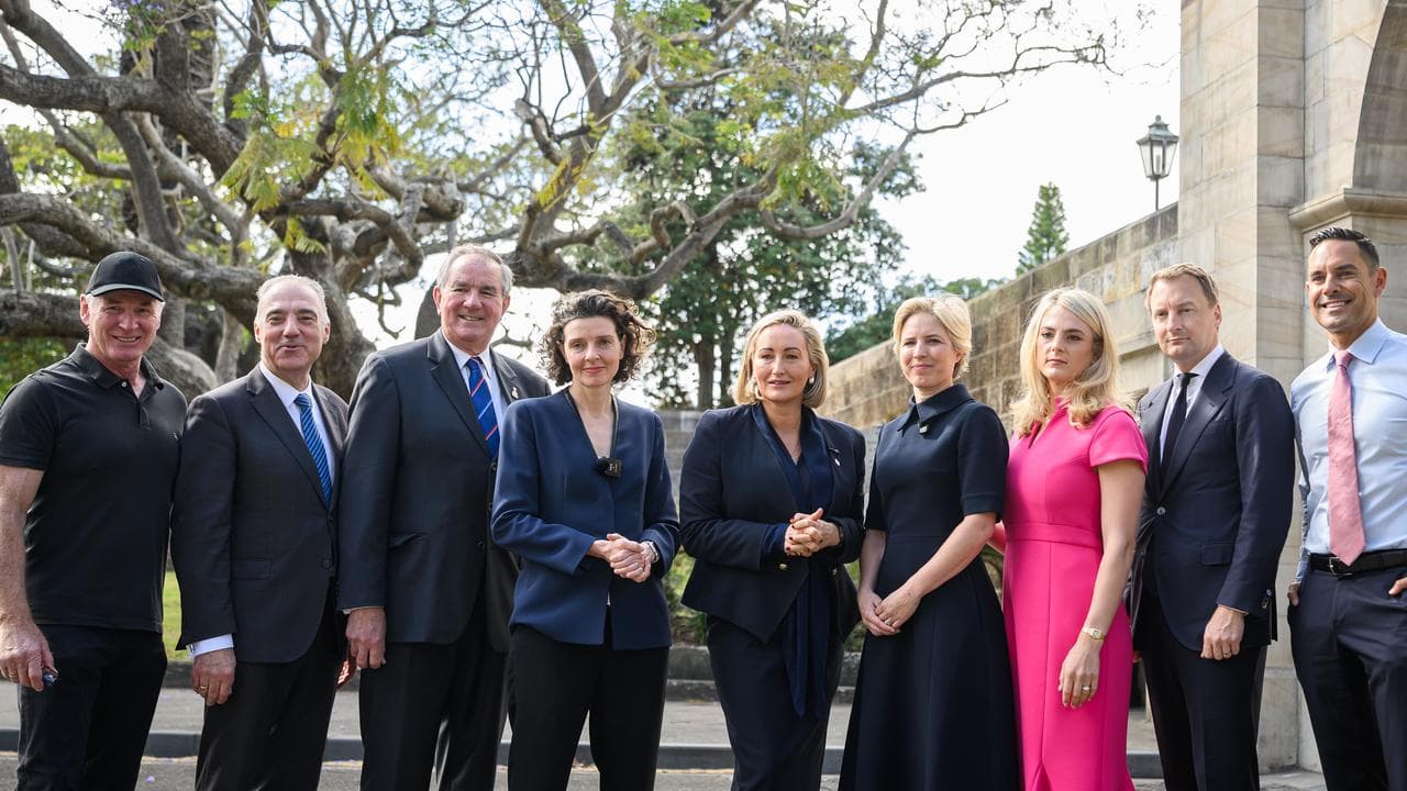 A group of MPs outside Victoria Barracks