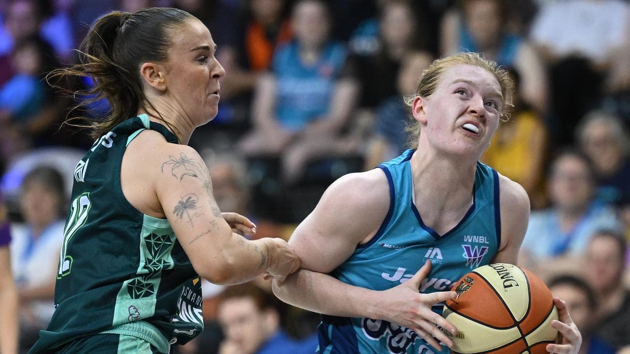 Tess Heal added 21 points as the Flyers surged to victory