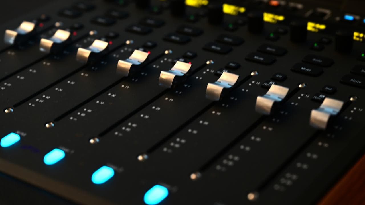Mixing board