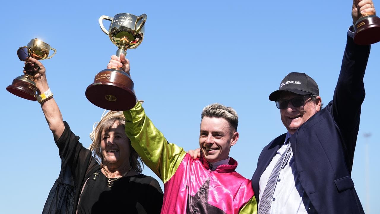 (L-R) Sheila Laxon, Robbie Dolan and John Symons.