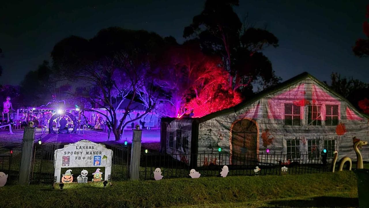 Melbourne Halloween display