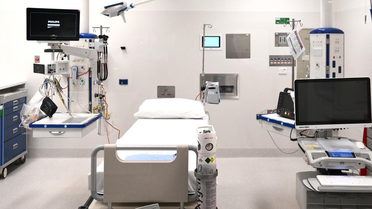 An empty bed in an emergency department