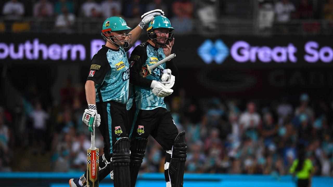 Munro knock shoots Heat past Stars in BBL opener