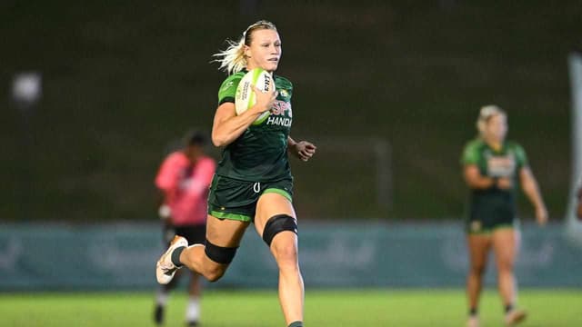 Aussie sevens women triumph again but men lose final